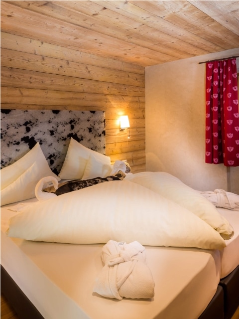 Schlafzimmer Suite Tirol